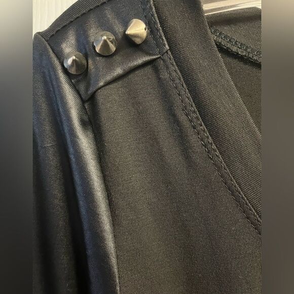 SAY What dress with spiked peace - Picture 5 of 6